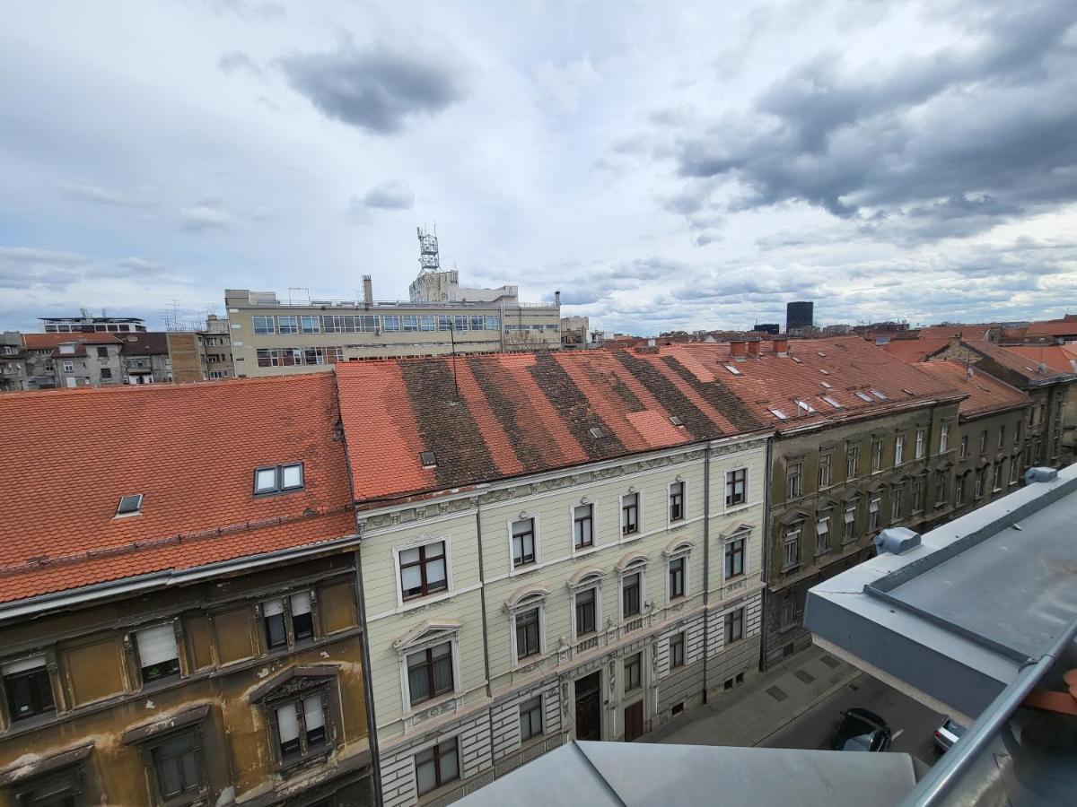 Apartment Heart Of Zagreb Bagian luar foto